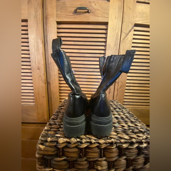 Zara Platform Black Boots Leather - Picture 2 of 10